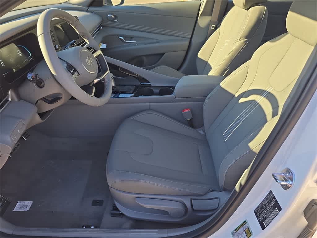 Thumbnail: 2026 Hyundai Elantra - 15