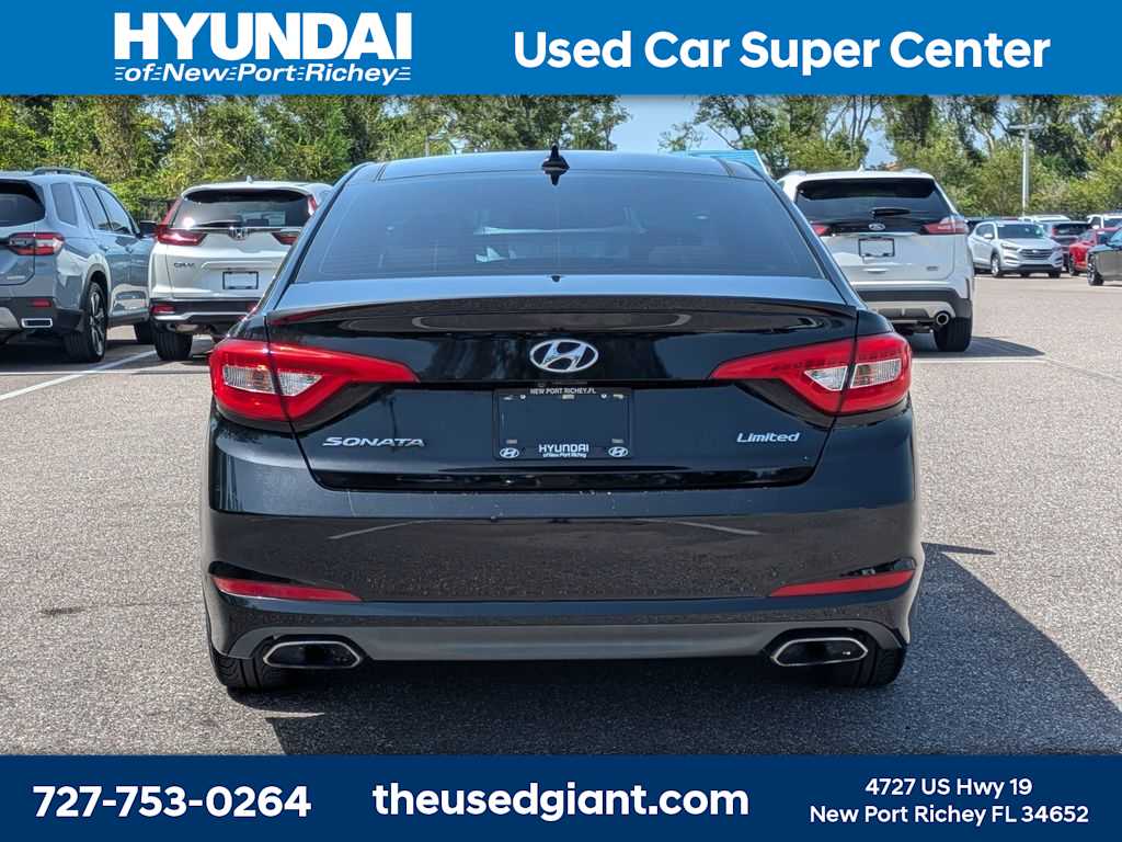 Thumbnail: 2015 Hyundai Sonata - 4