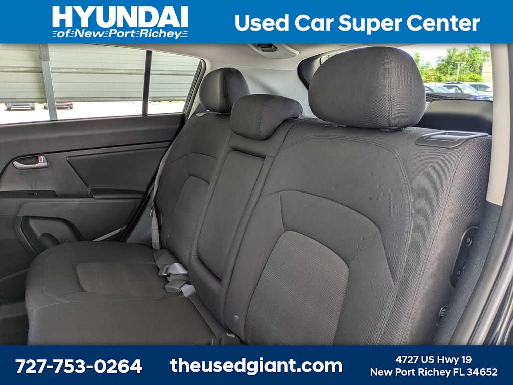 Thumbnail: 2011 Kia Sportage - 15