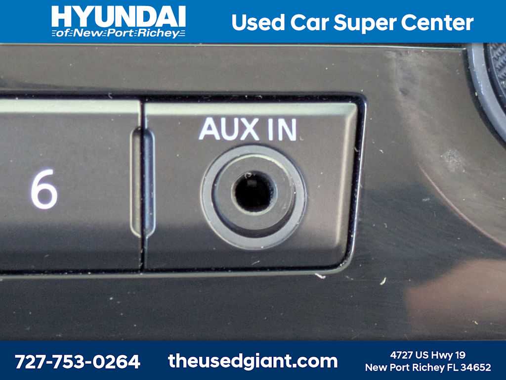 Thumbnail: 2013 Nissan Altima - 25