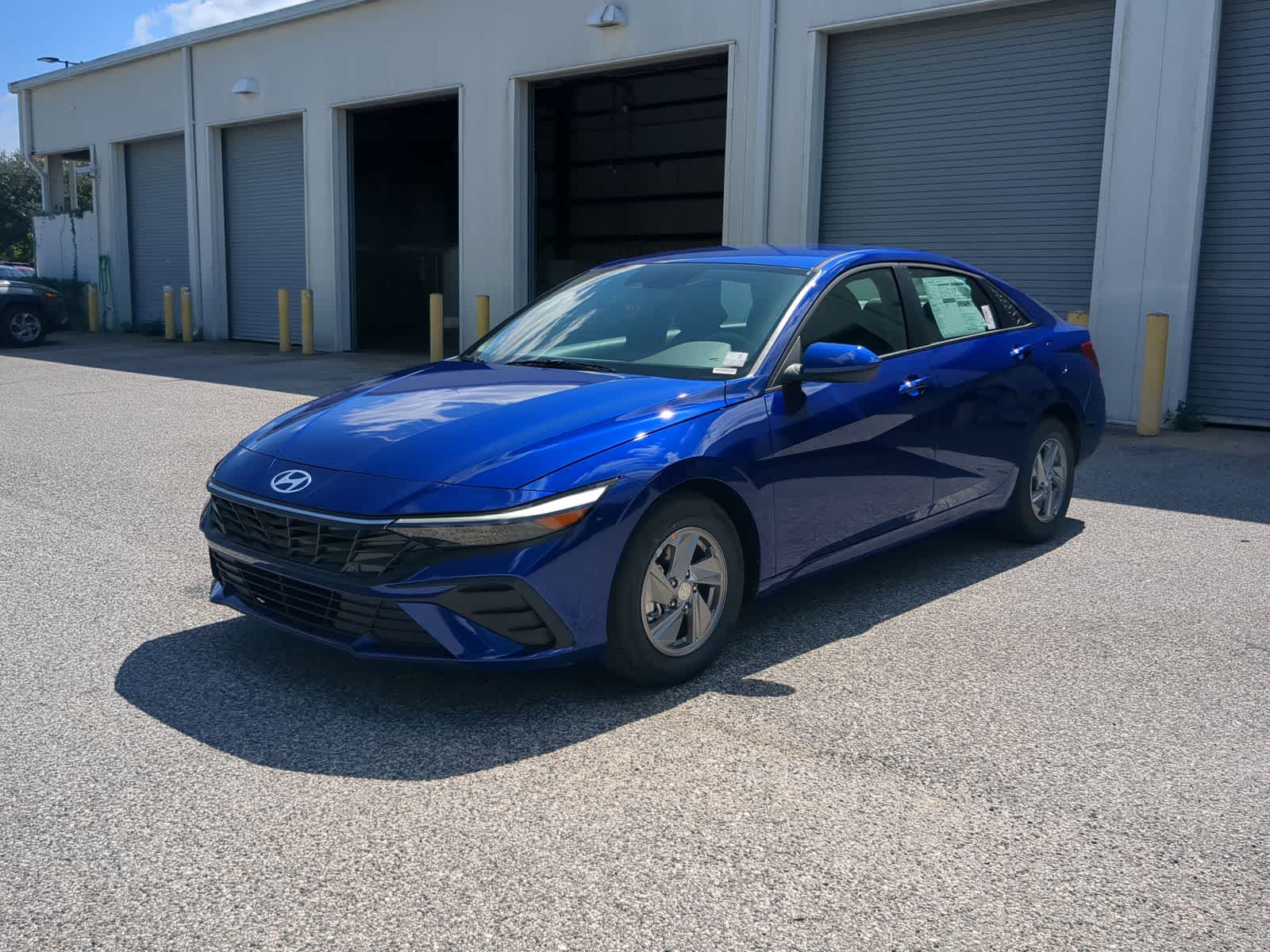 Thumbnail: 2025 Hyundai Elantra - 1