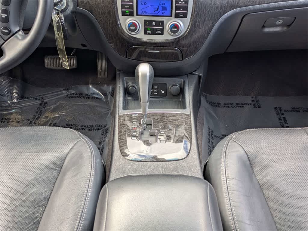 Thumbnail: 2009 Hyundai Santa Fe - 21