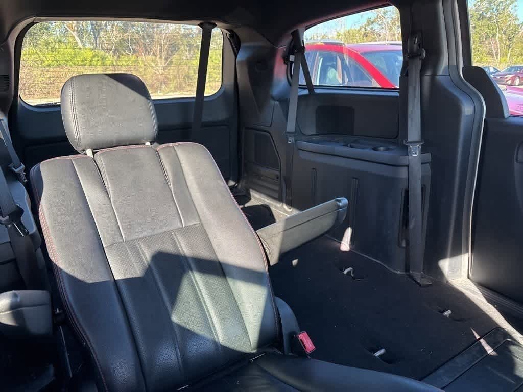 Thumbnail: 2016 Dodge Grand Caravan - 9