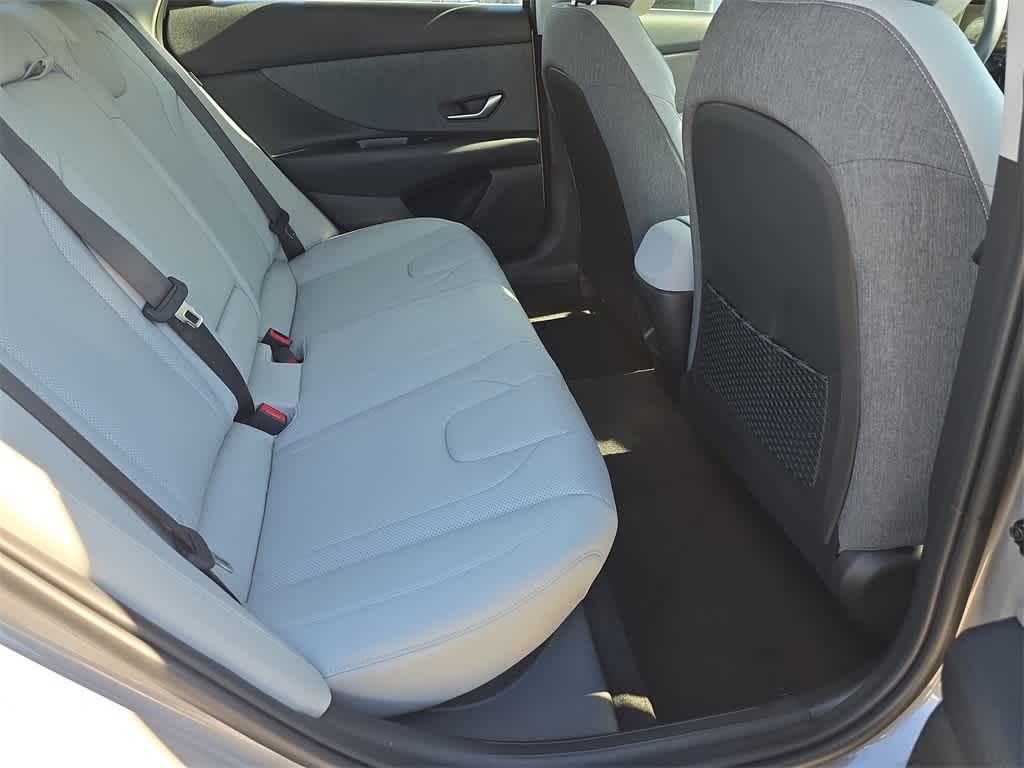 Thumbnail: 2026 Hyundai Elantra - 21