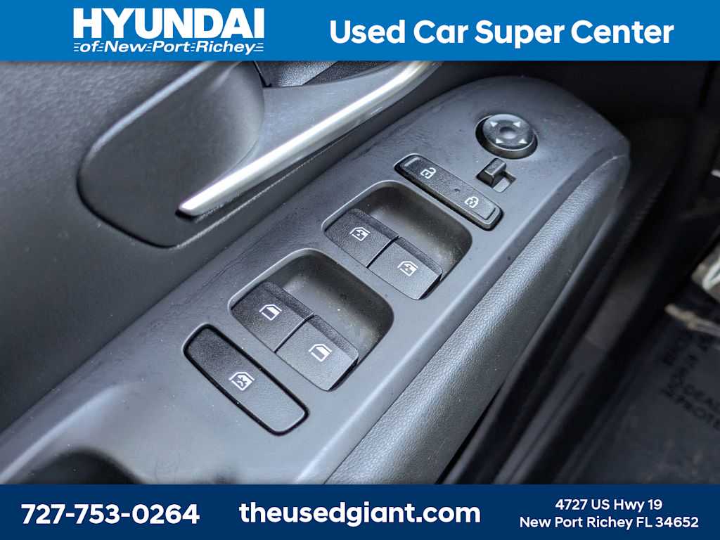 Thumbnail: 2023 Hyundai Tucson - 30