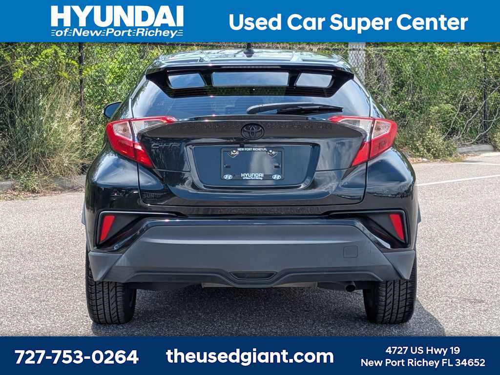 Thumbnail: 2021 Toyota C-HR - 4
