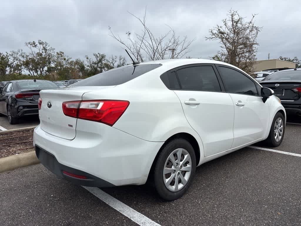 Thumbnail: 2015 Kia Rio - 3