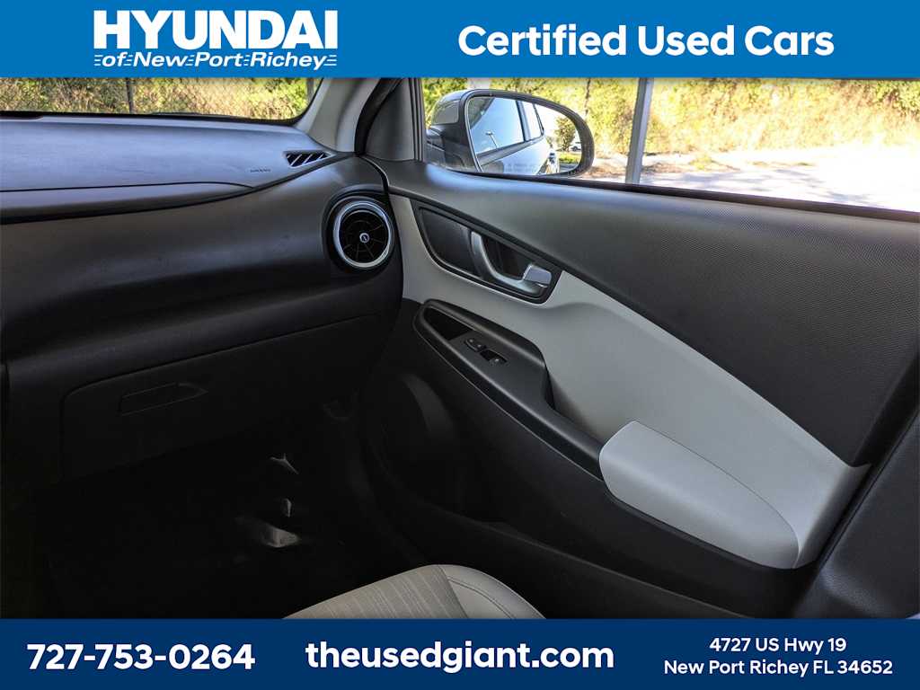 Thumbnail: 2022 Hyundai Kona - 18