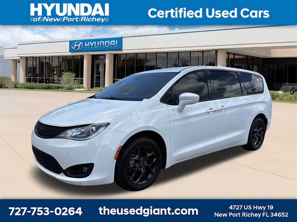 2019 Chrysler Pacifica Touring Plus -
                  New Port Richey, FL
