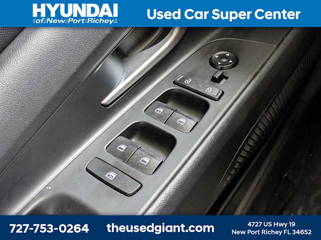 Thumbnail: 2023 Hyundai Elantra - 22