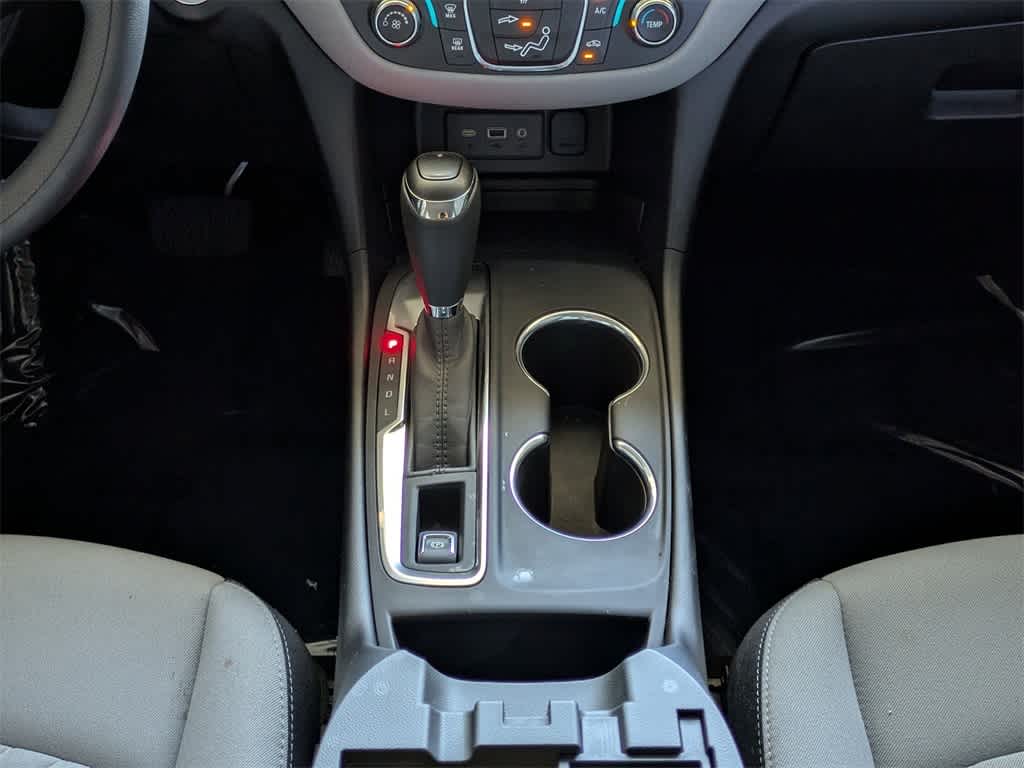 Thumbnail: 2020 Chevrolet Equinox - 21