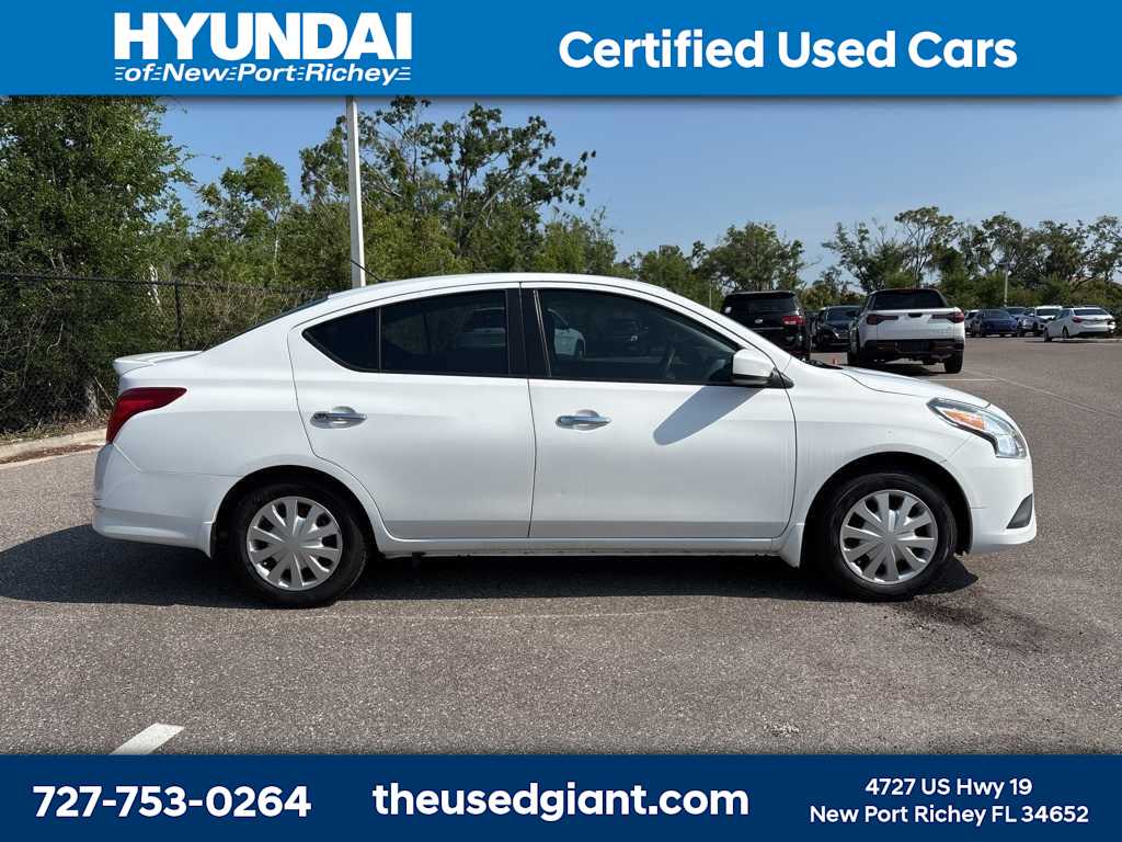Thumbnail: 2018 Nissan Versa - 8