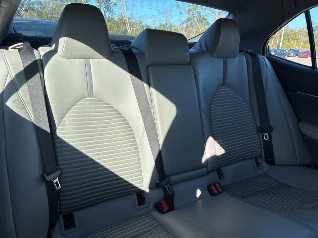 Thumbnail: 2018 Toyota Camry - 9