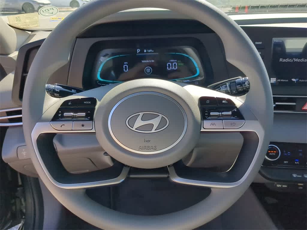 Thumbnail: 2026 Hyundai Elantra - 22