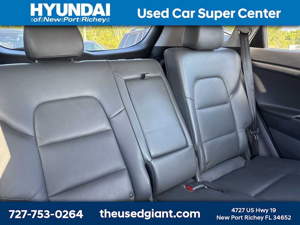 Thumbnail: 2016 Hyundai Tucson - 10