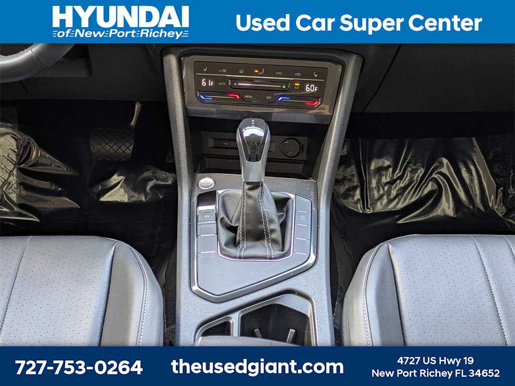 Thumbnail: 2022 Volkswagen Tiguan - 25