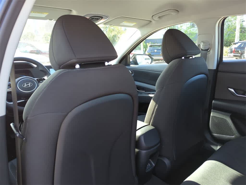 Thumbnail: 2026 Hyundai Elantra - 18