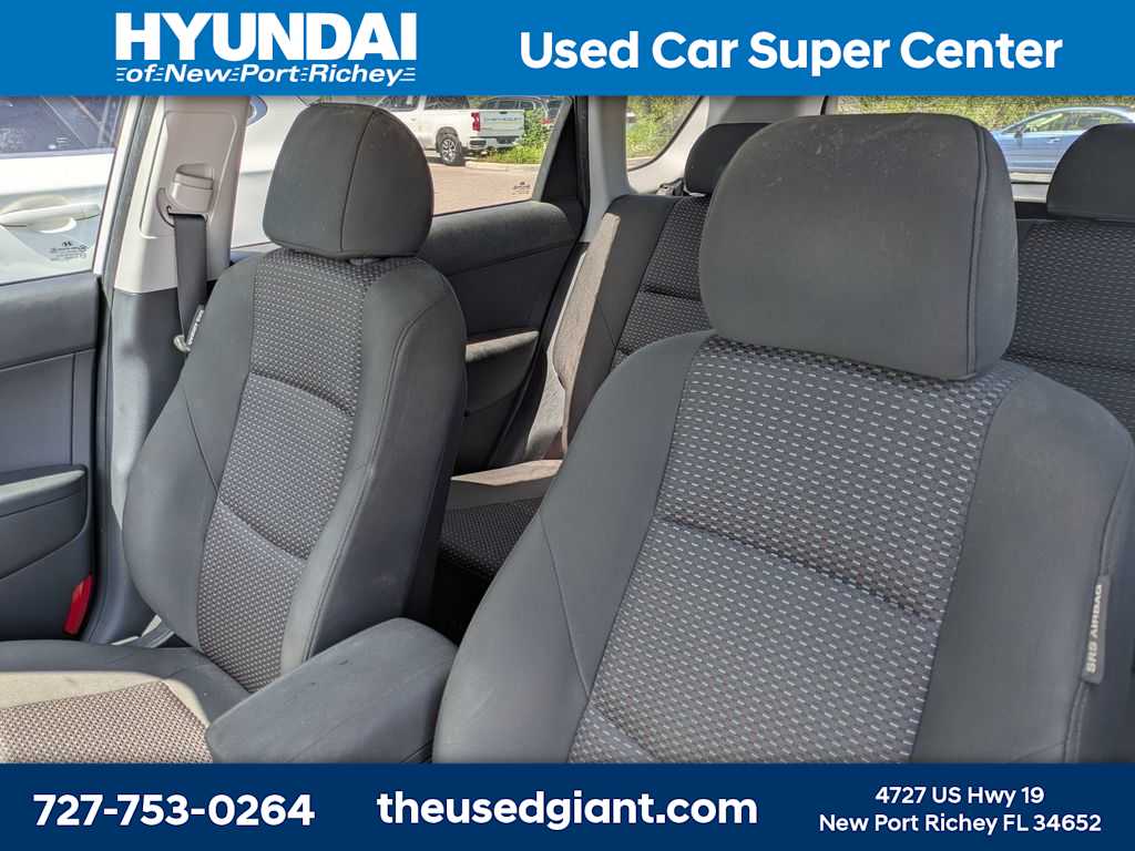 Thumbnail: 2012 Hyundai Elantra - 3