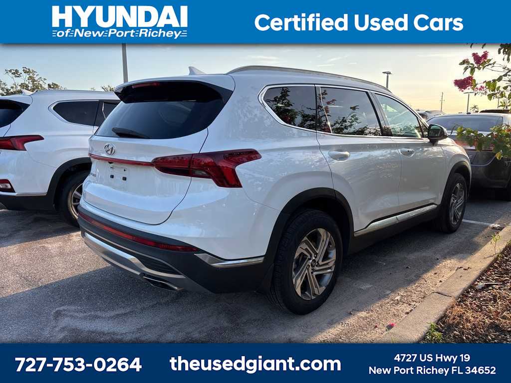 Thumbnail: 2022 Hyundai Santa Fe - 3
