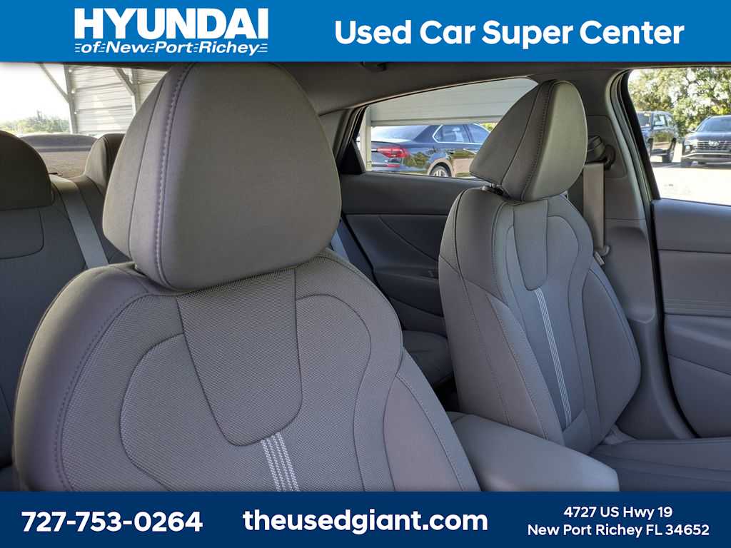 Thumbnail: 2025 Hyundai Elantra - 6