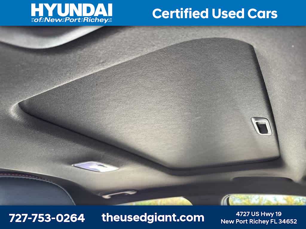 Thumbnail: 2022 Hyundai Elantra - 10