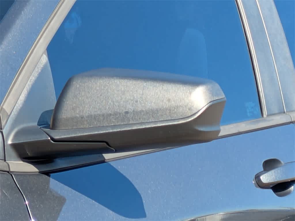 Thumbnail: 2020 Chevrolet Equinox - 11