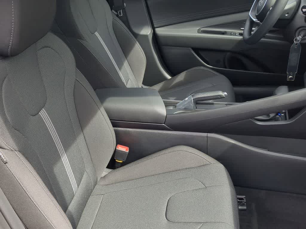 Thumbnail: 2026 Hyundai Elantra - 21