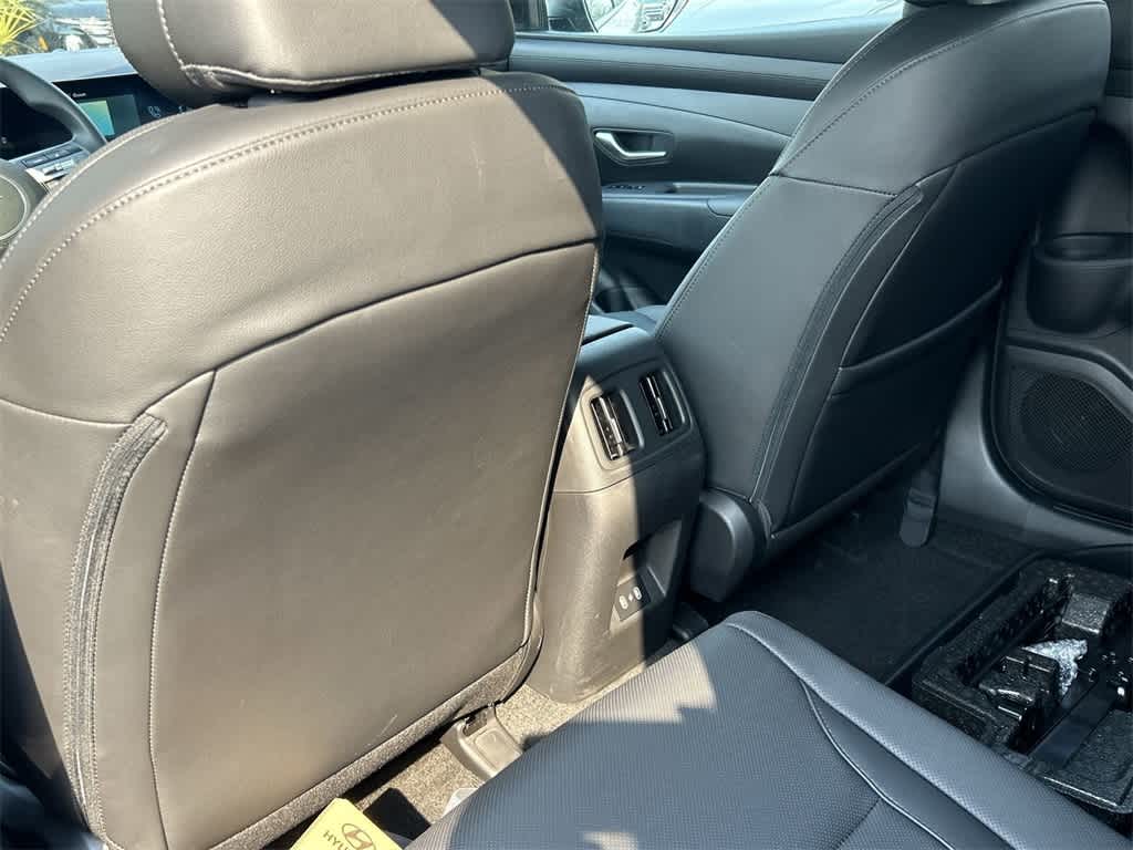 Thumbnail: 2025 Hyundai Santa Cruz - 18