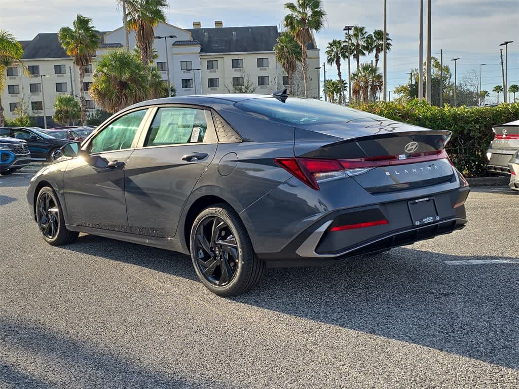 Thumbnail: 2026 Hyundai Elantra - 4
