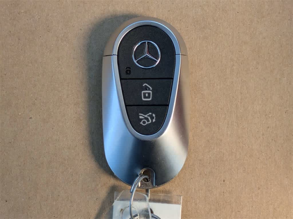 Thumbnail: 2022 Mercedes-Benz C-Class - 37