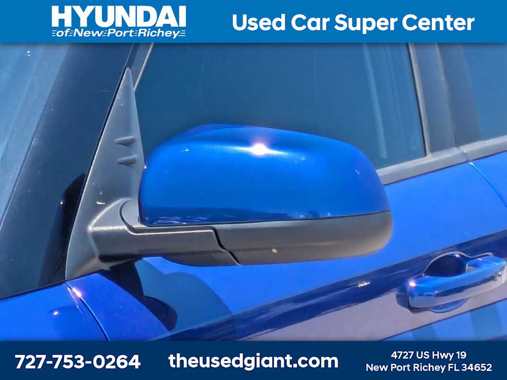 Thumbnail: 2022 Hyundai Venue - 11