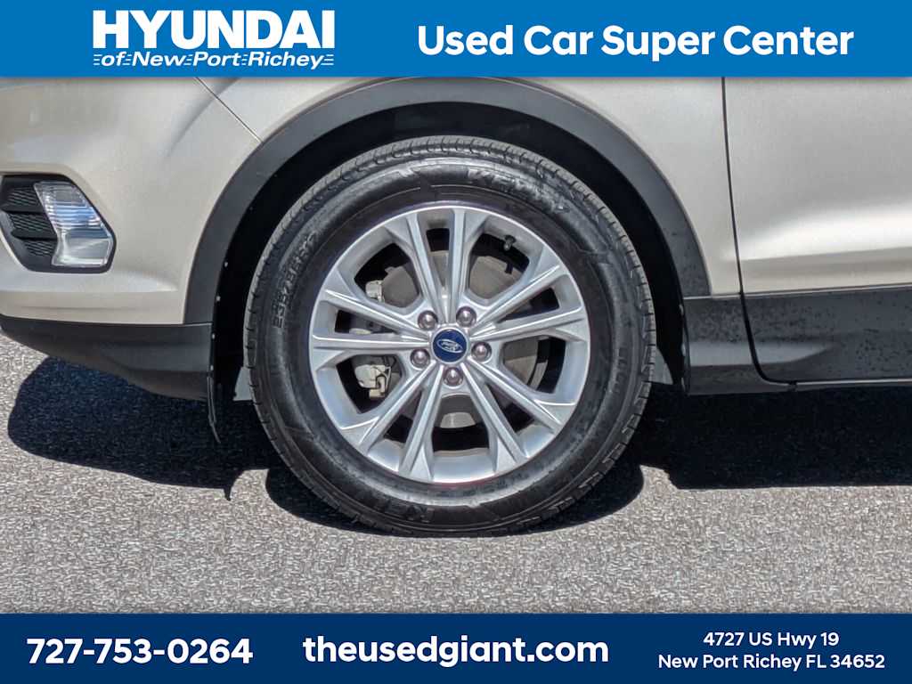 Thumbnail: 2018 Ford Escape - 10