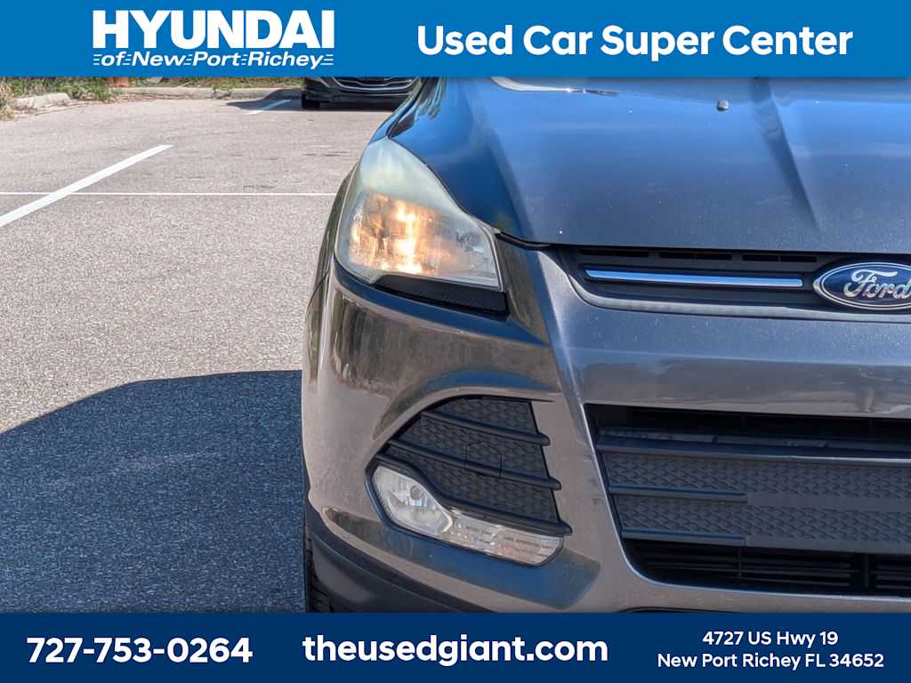 Thumbnail: 2015 Ford Escape - 9