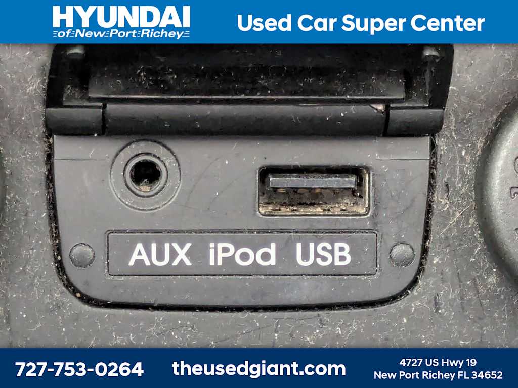 Thumbnail: 2012 Hyundai Sonata - 22