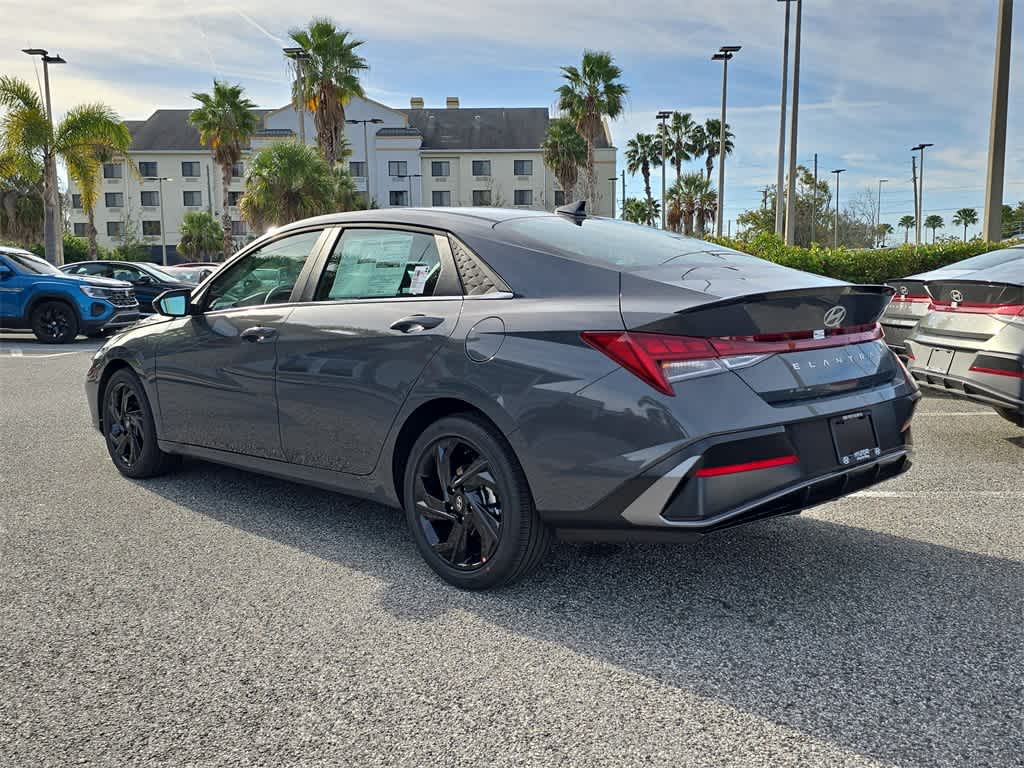 Thumbnail: 2026 Hyundai Elantra - 4
