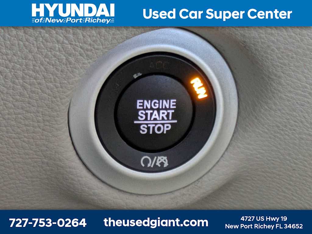 Thumbnail: 2018 Chrysler Pacifica - 48