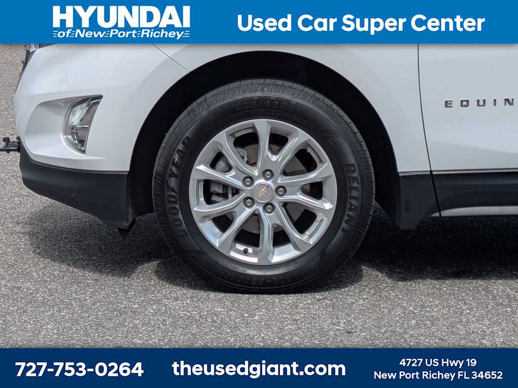 Thumbnail: 2021 Chevrolet Equinox - 10