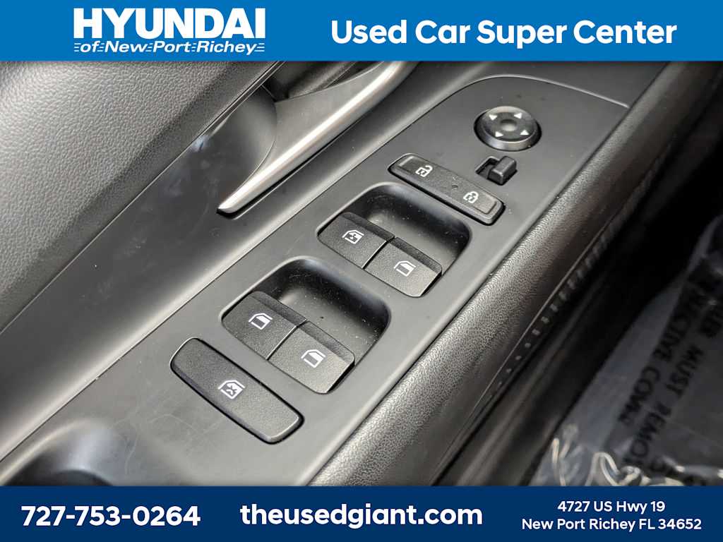 Thumbnail: 2023 Hyundai Elantra - 23