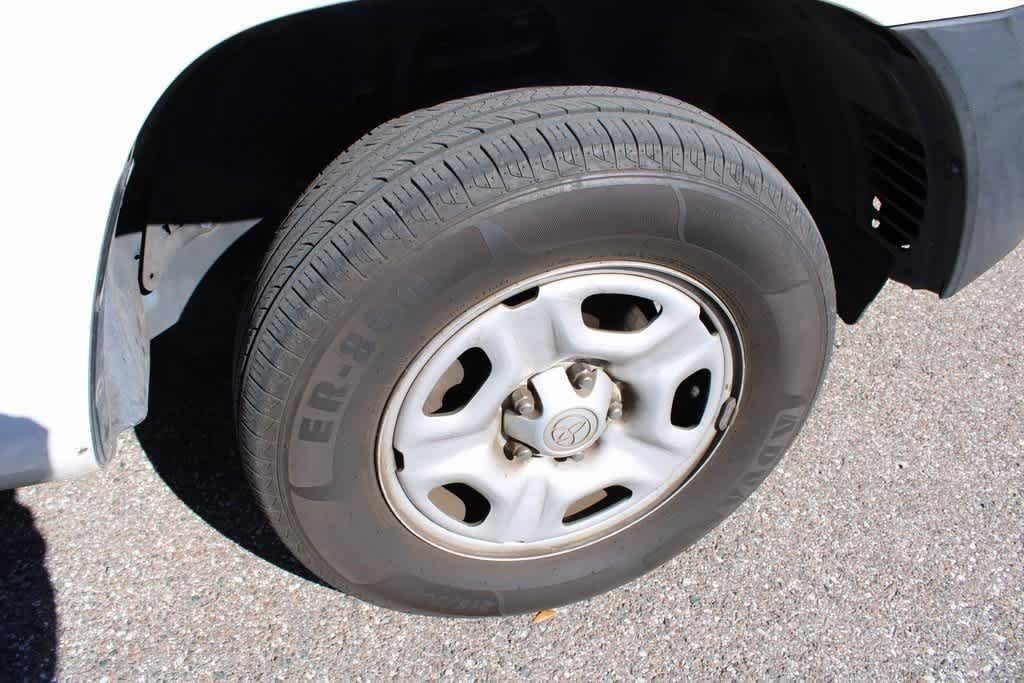 Thumbnail: 2015 Toyota Tacoma - 6