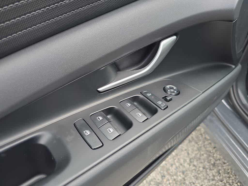 Thumbnail: 2026 Hyundai Elantra - 17