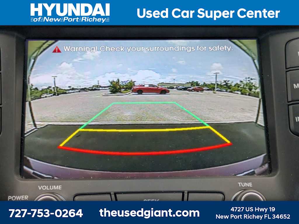 Thumbnail: 2016 Hyundai Veloster - 20
