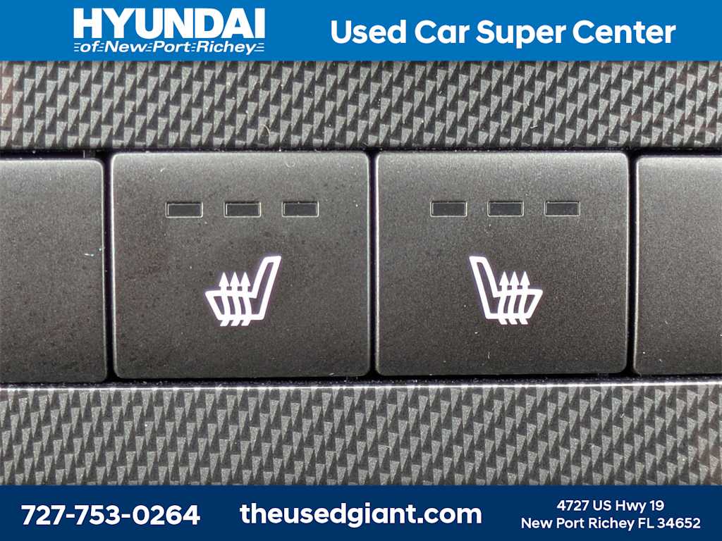 Thumbnail: 2022 Hyundai Santa Fe - 27