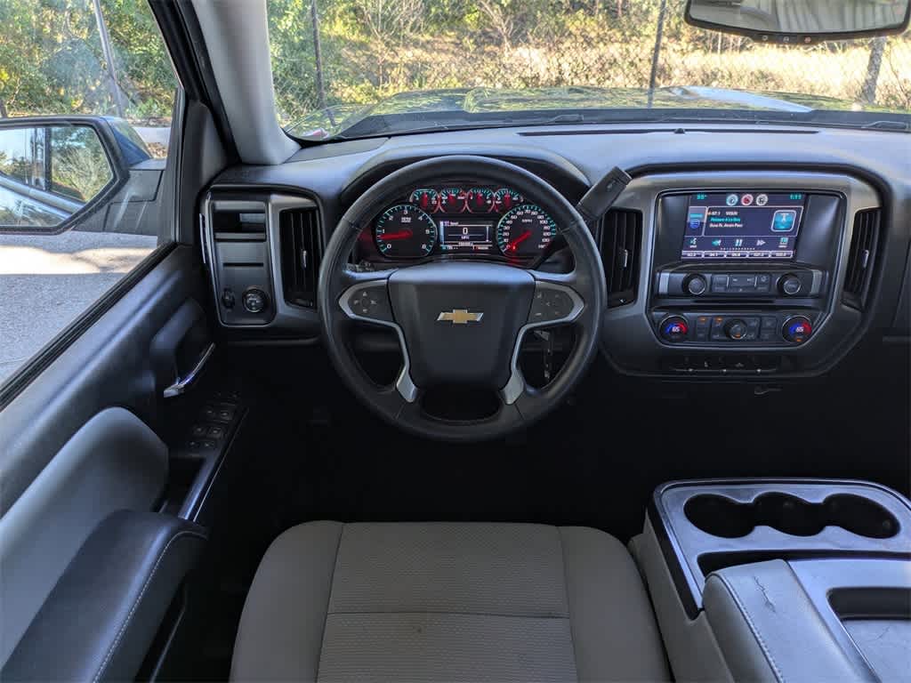 Thumbnail: 2016 Chevrolet Silverado 1500 - 17