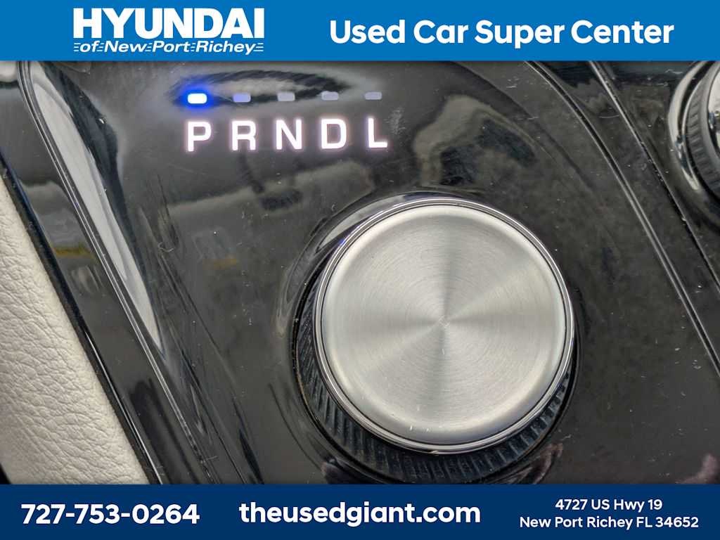 Thumbnail: 2018 Chrysler Pacifica - 38