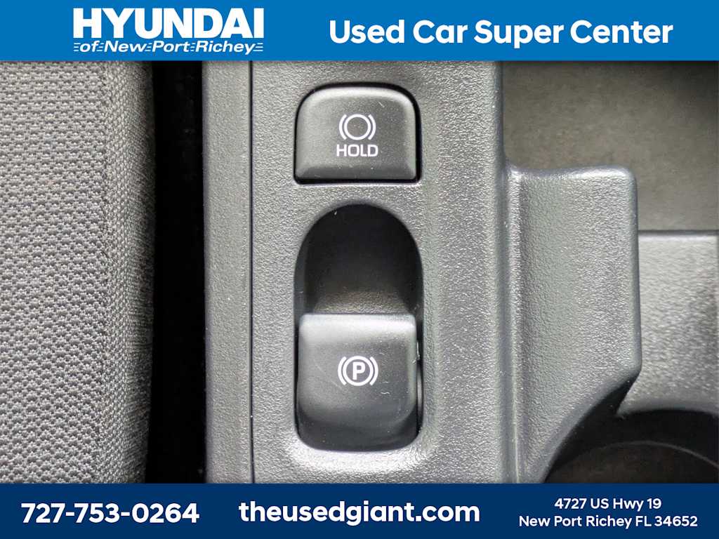 Thumbnail: 2025 Toyota Corolla - 24