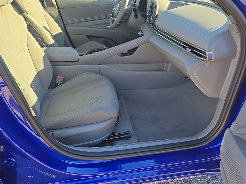 Thumbnail: 2026 Hyundai Elantra - 21