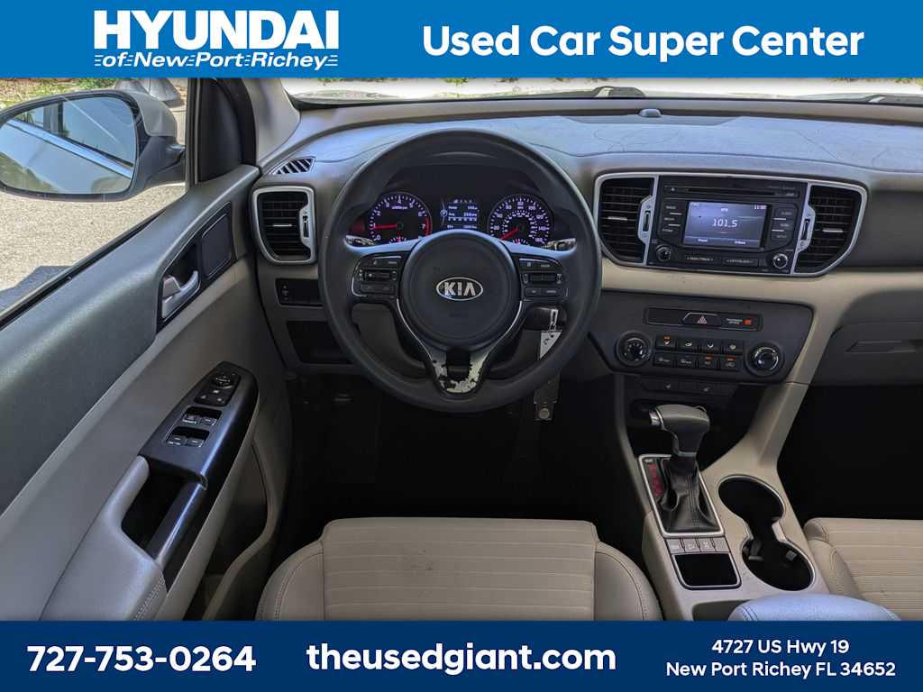 Thumbnail: 2017 Kia Sportage - 17