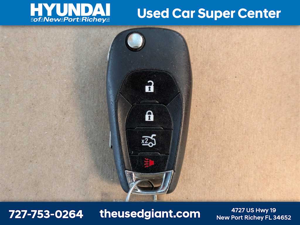 Thumbnail: 2018 Chevrolet Cruze - 31