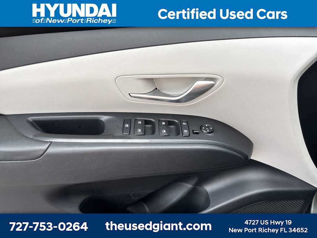 Thumbnail: 2022 Hyundai Tucson - 9