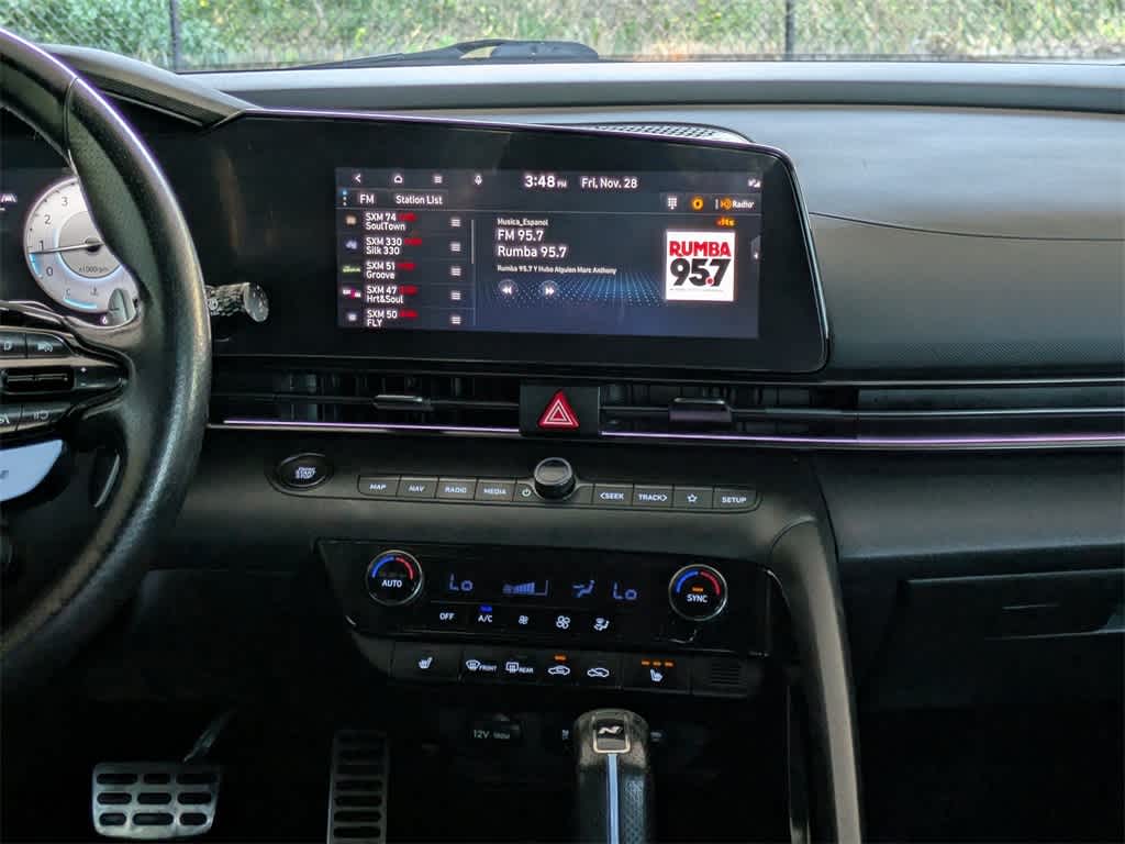 Thumbnail: 2023 Hyundai Elantra - 17